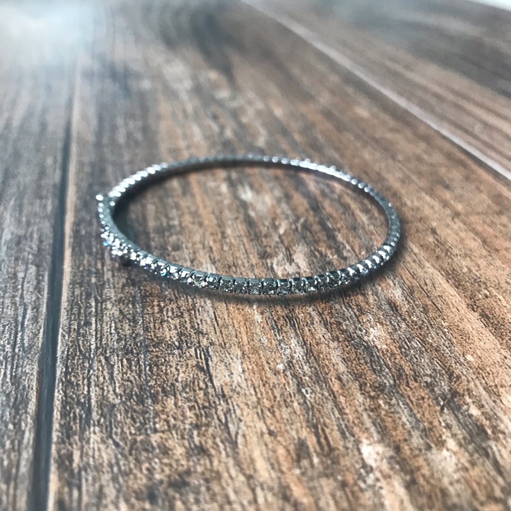 Dark silver open bracelet with dark crystals